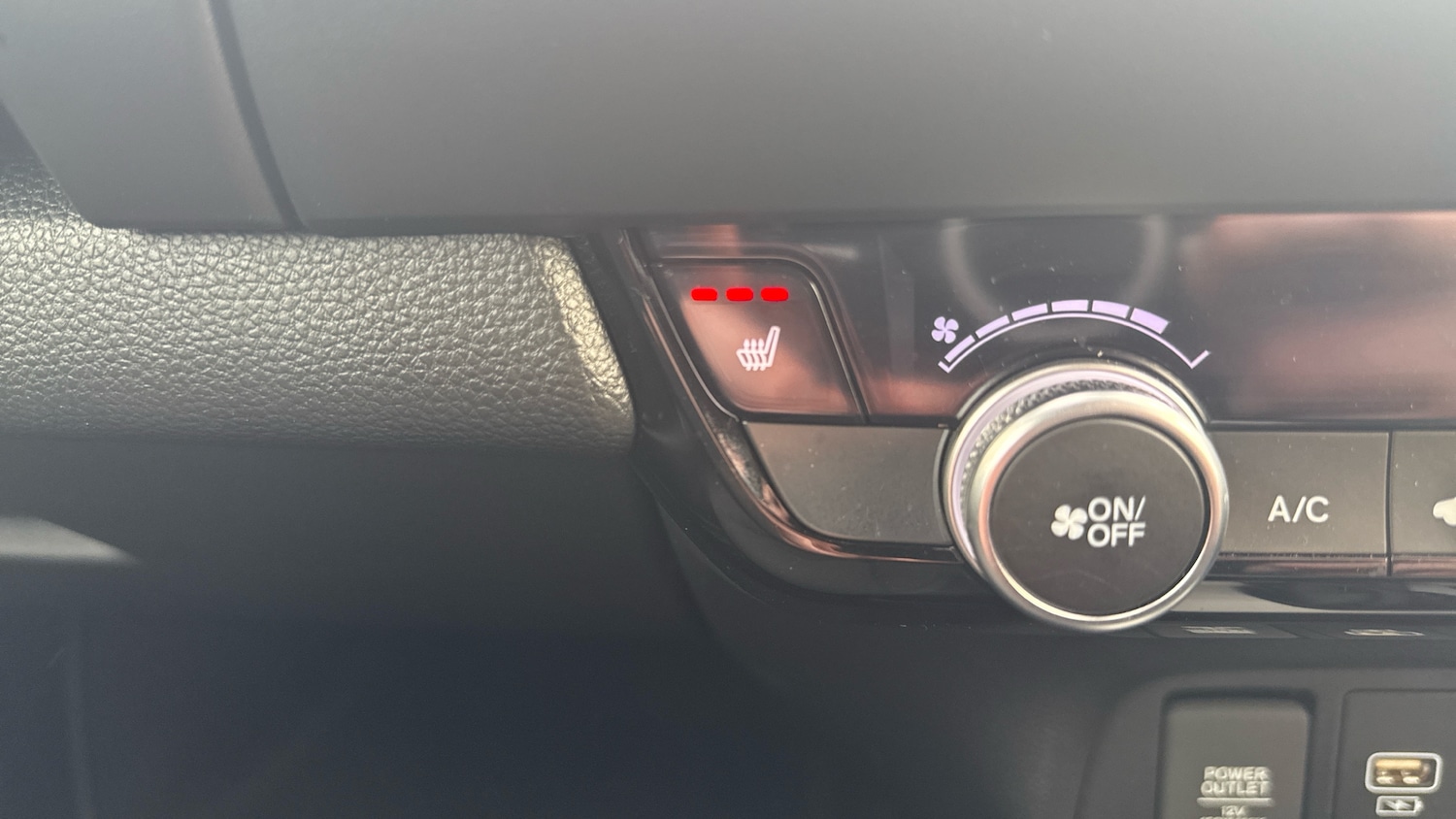 Used Honda Jazz 2023 for sale - 77975756: Photo 40