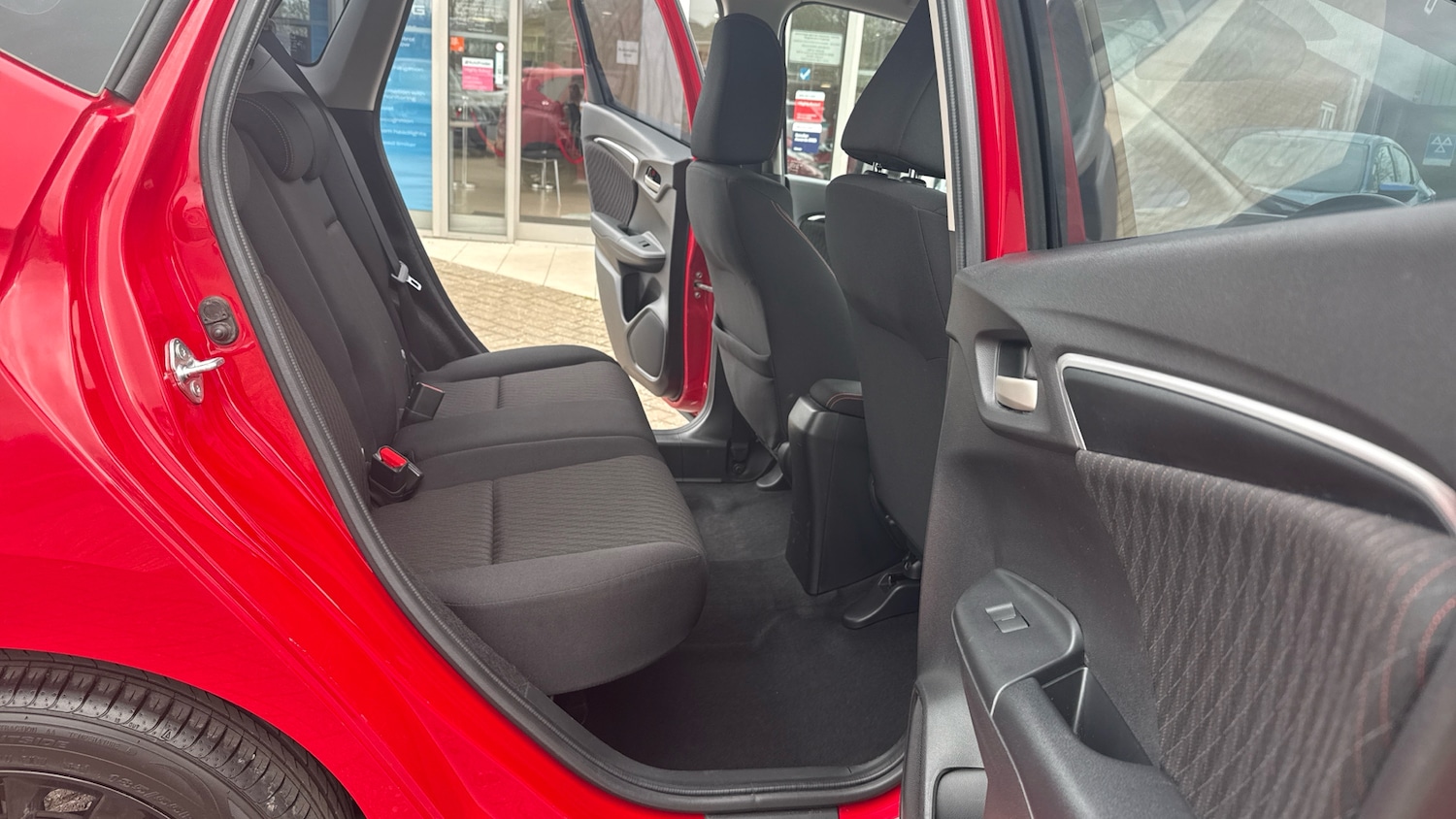 Used Honda Jazz 2018 for sale - 78015109: Photo 27