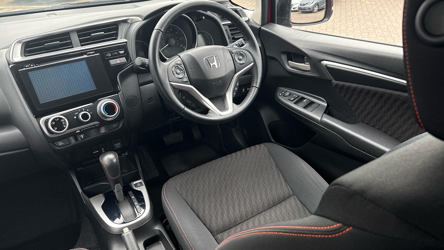 Used Honda Jazz 2018 for sale - 78015109: Photo 31