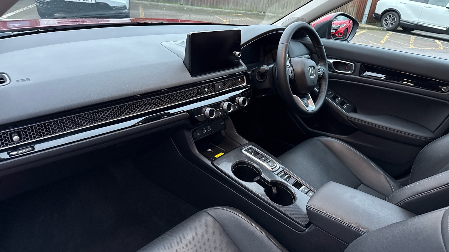 Used Honda Civic 2024 for sale - 76922375: Photo 2