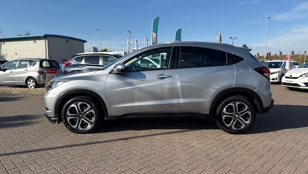 Used Honda HR-V 2018 for sale - 76252579: Photo 18