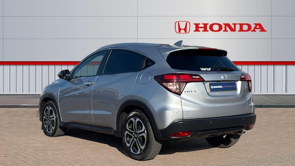 Used Honda HR-V 2018 for sale - 76252579: Photo 3