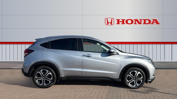 Used Honda HR-V 2018 for sale - 76252579: Photo 5