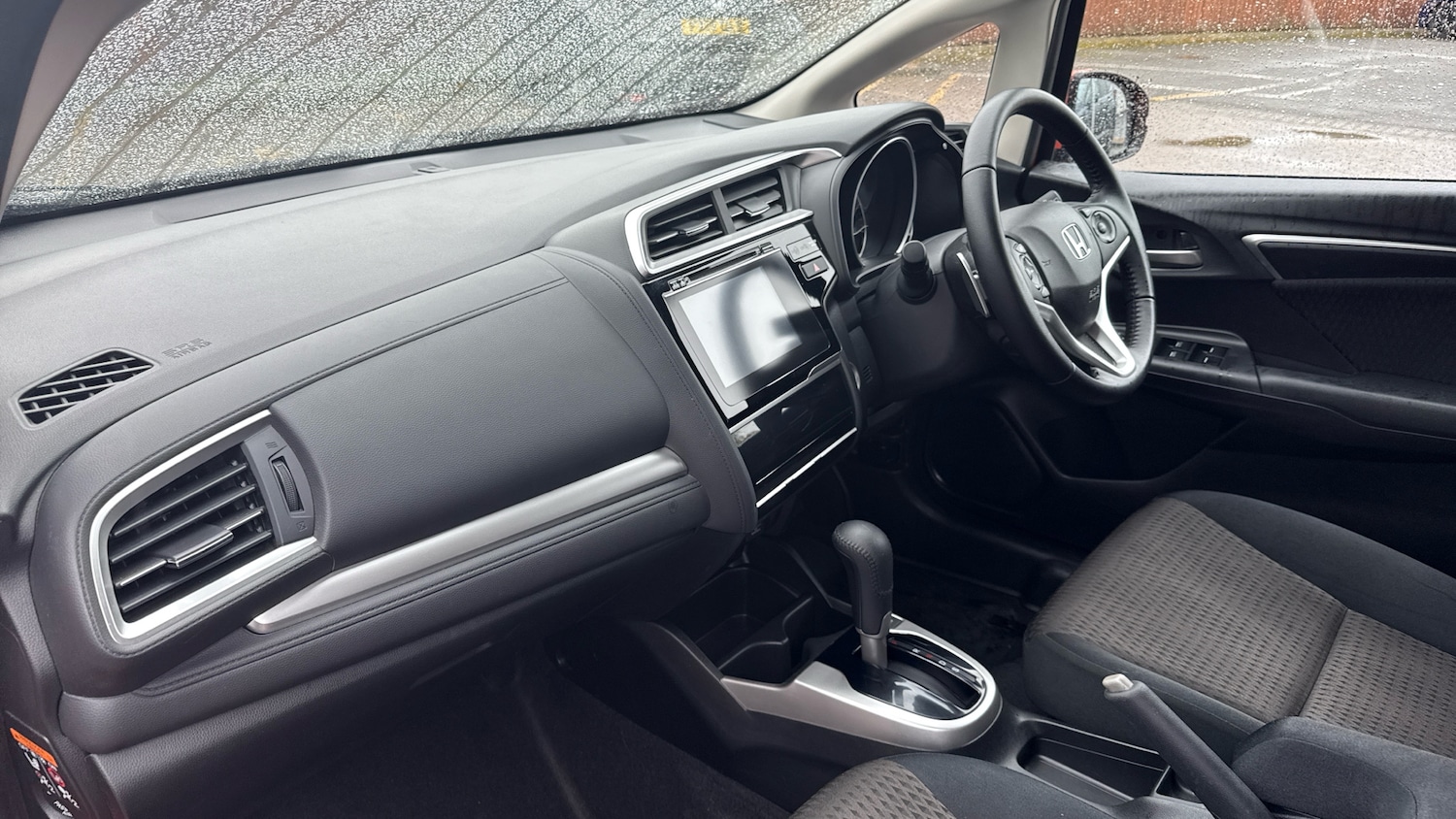 Used Honda Jazz 2019 for sale - 76426266: Photo 2