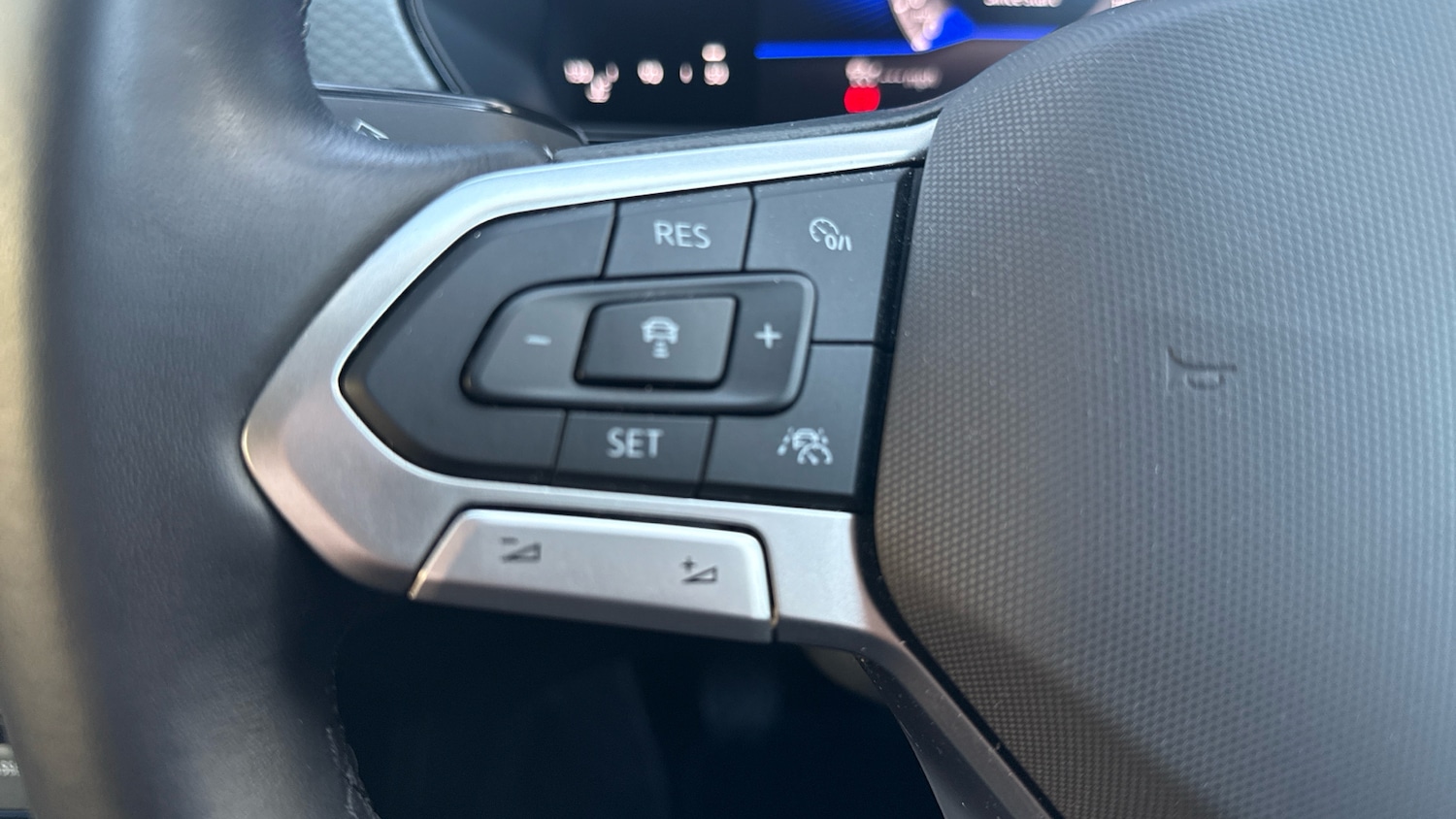 Used Volkswagen T-Cross 2024 for sale - 76892827: Photo 36