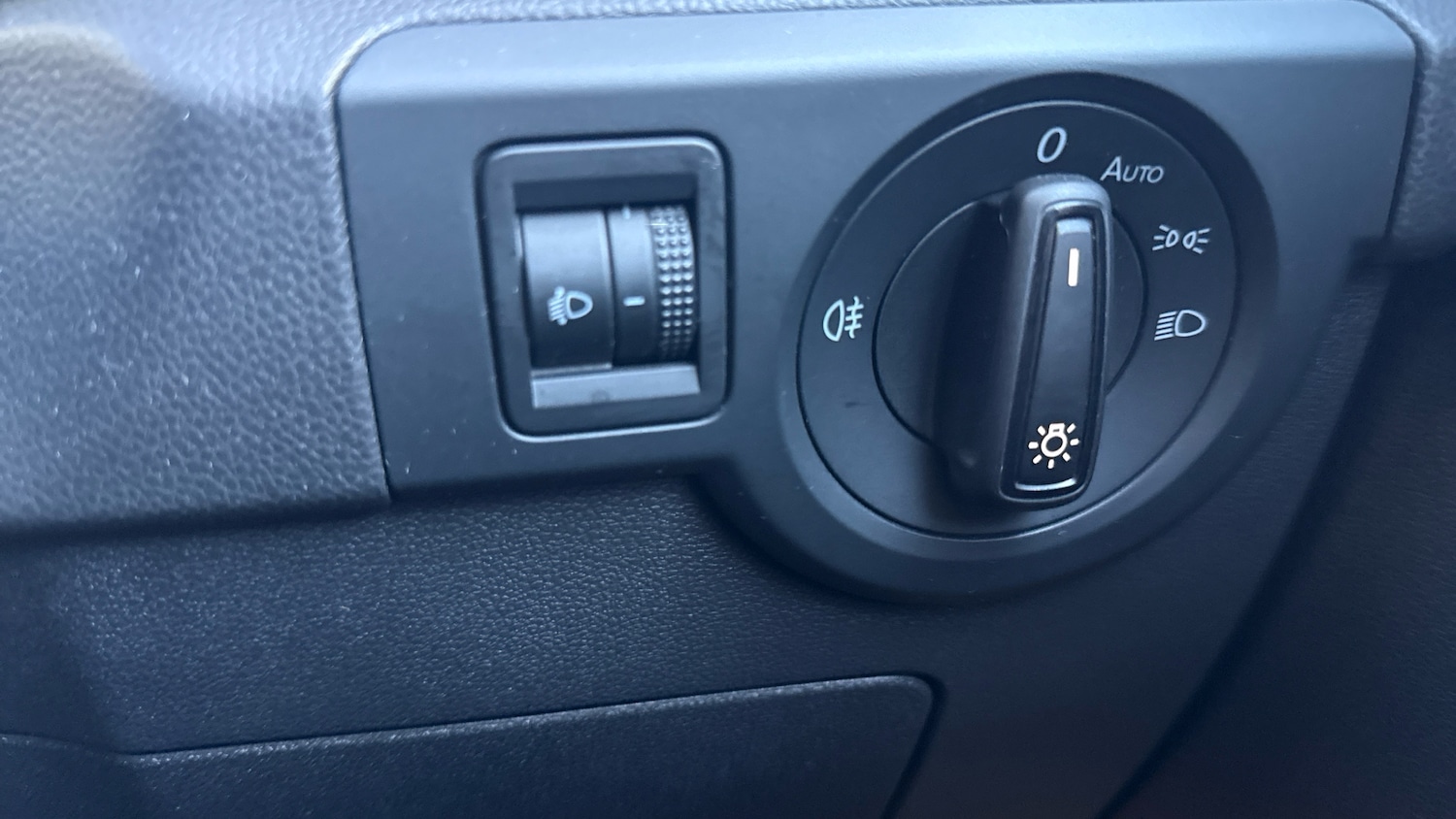 Used Volkswagen T-Cross 2024 for sale - 76892827: Photo 38