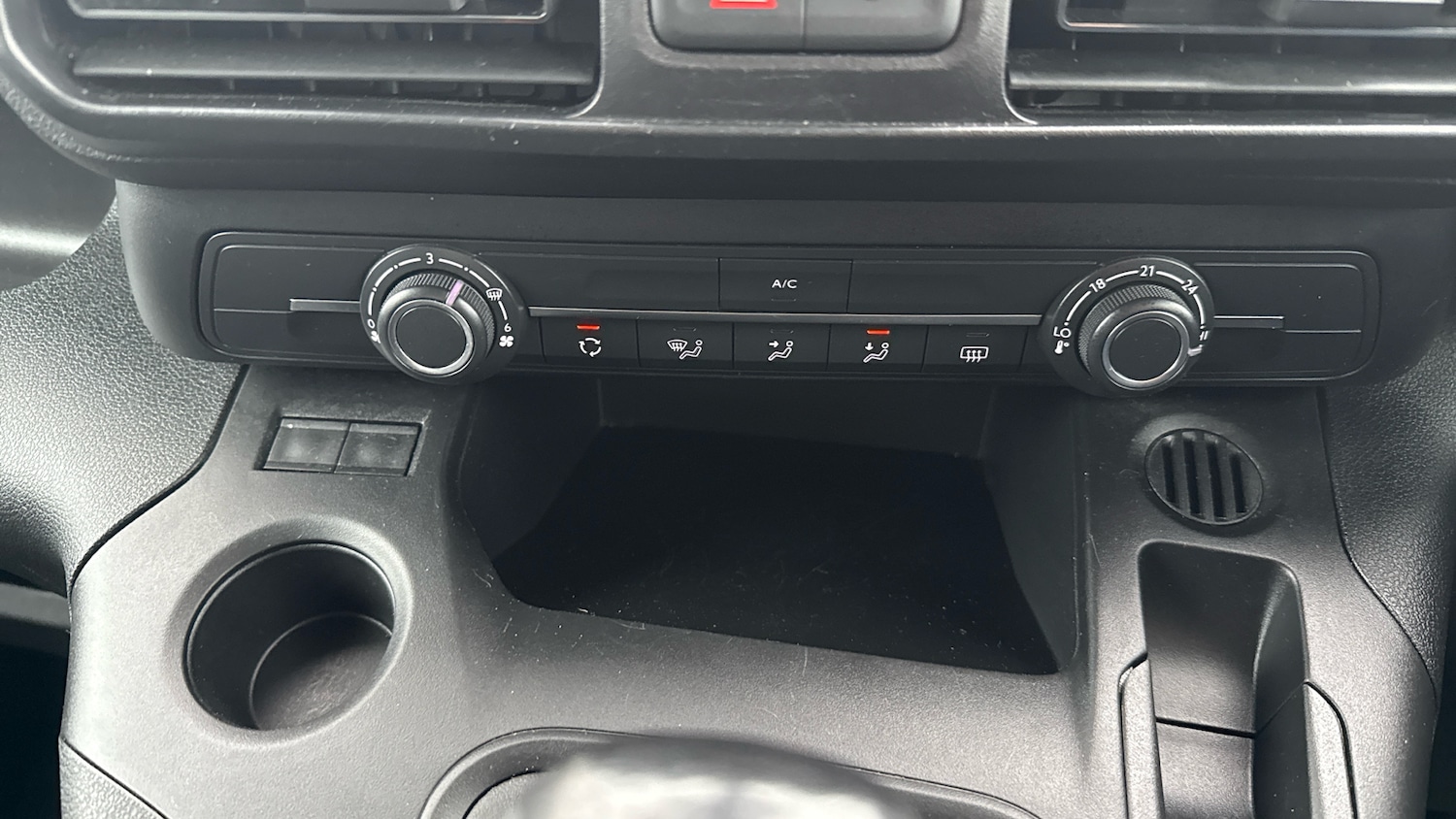 Used Vauxhall Combo Life 2022 for sale - 76777162: Photo 37