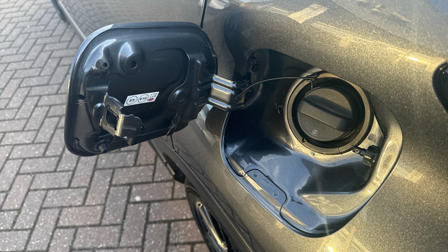 Used Toyota C-HR 2019 for sale - 77312573: Photo 35