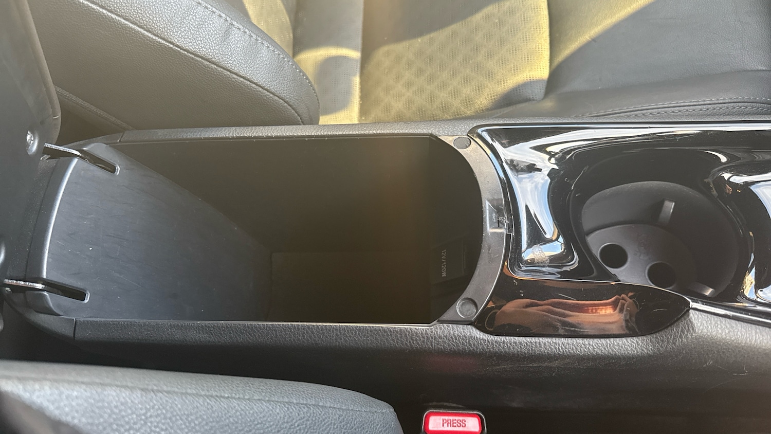 Used Toyota C-HR 2019 for sale - 77312573: Photo 39