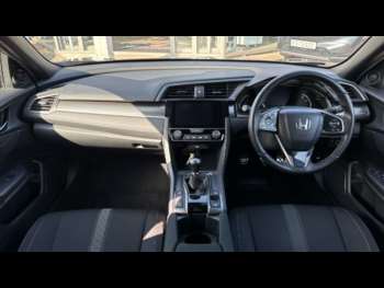 Used Honda Civic 2019 for sale - 74915185: Photo