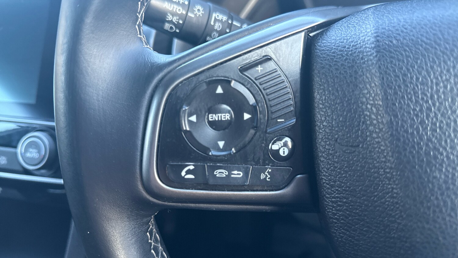 Used Honda Civic 2018 for sale - 78039209: Photo 31