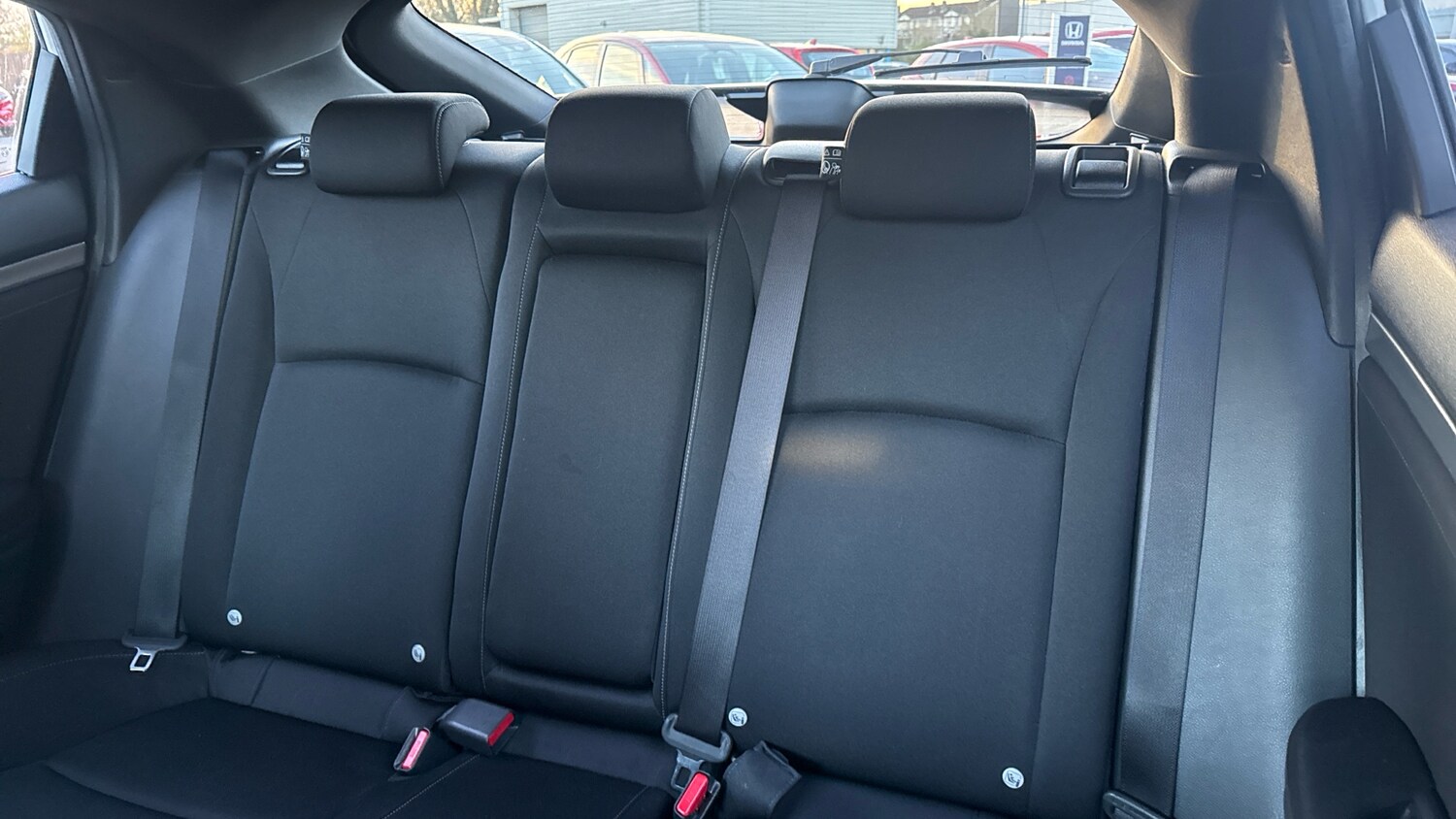 Used Honda Civic 2018 for sale - 78039209: Photo 8