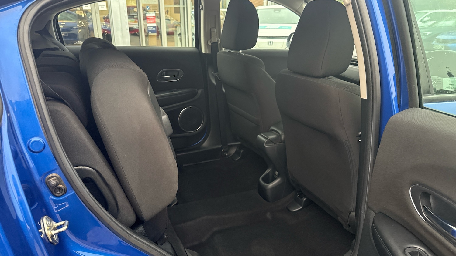 Used Honda HR-V 2017 for sale - 77789451: Photo 24