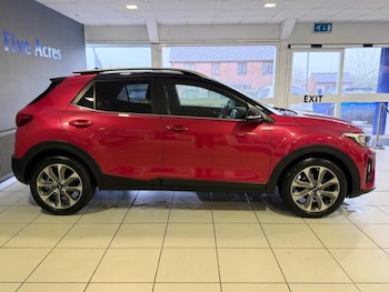 Used Kia Stonic 2019 for sale - 77619857: Photo