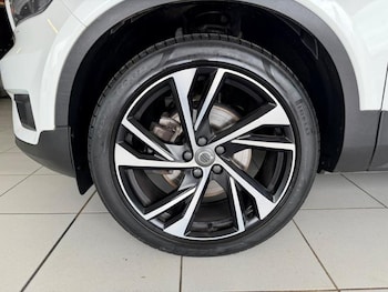 Used Volvo XC40 2019 for sale - 78779413: Photo