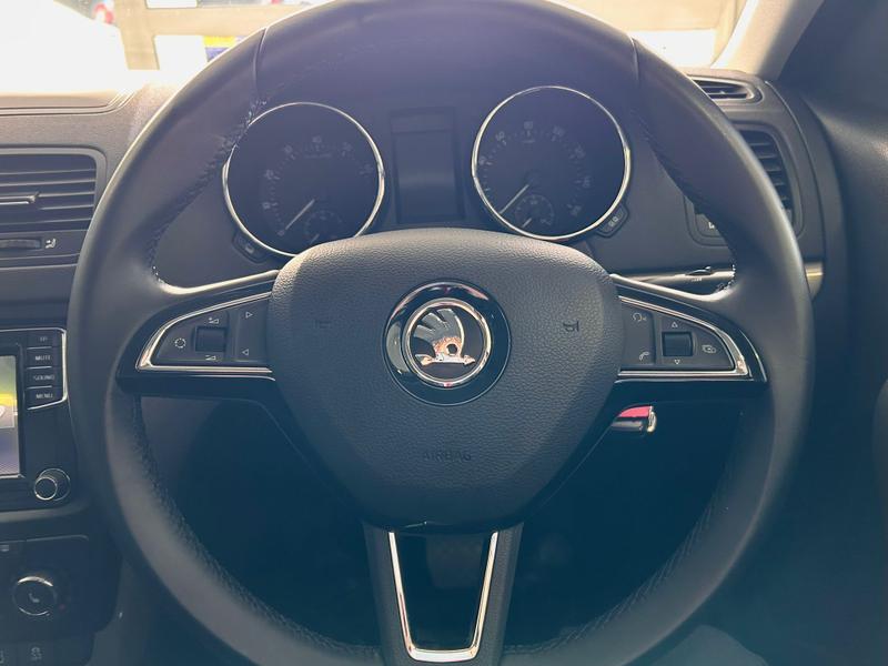 Used Skoda Yeti 2015 for sale - 76933556: Photo 14