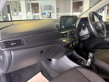 Used Hyundai i20 2021 for sale - 74239097: Photo