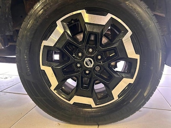 Used Nissan Navara 2019 for sale - 75550053: Photo