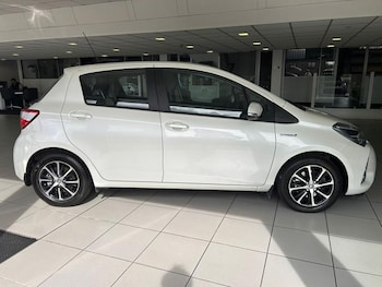Used Toyota Yaris 2018 for sale - 75881436: Photo