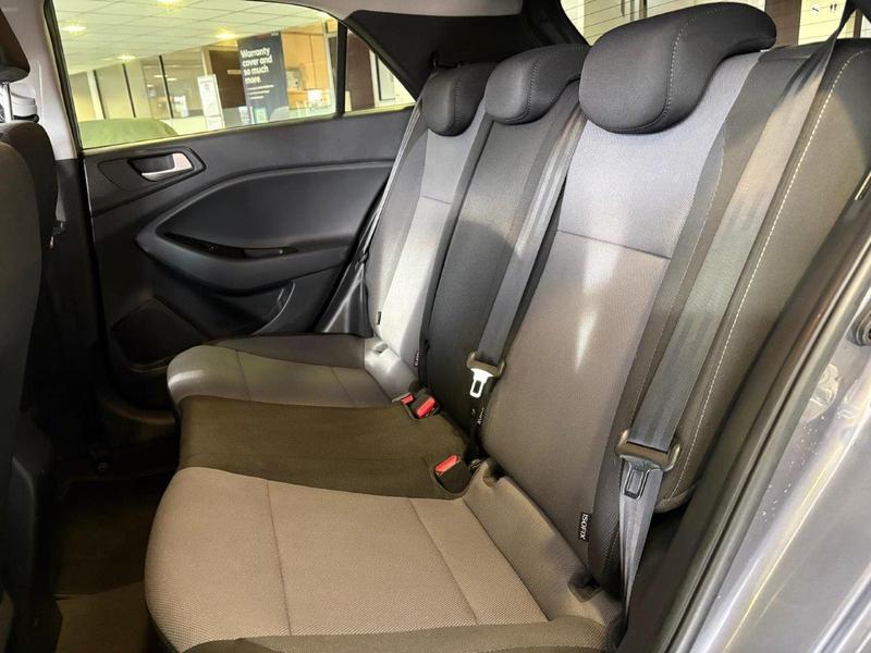 Used Hyundai i20 2020 for sale - 77532661: Photo 15