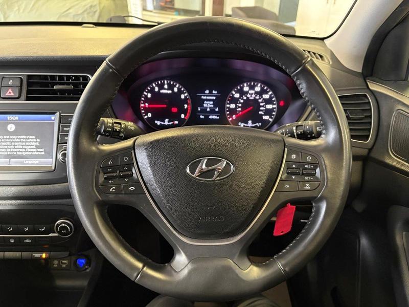 Used Hyundai i20 2020 for sale - 77532661: Photo 16