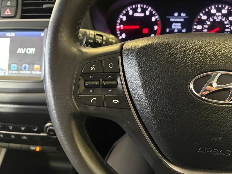 Used Hyundai i20 2020 for sale - 77532661: Photo 17