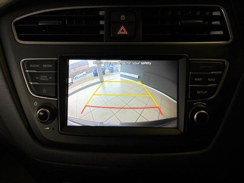 Used Hyundai i20 2020 for sale - 77532661: Photo 25