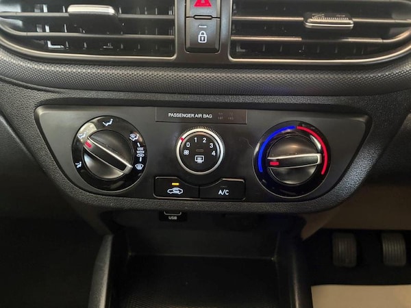 Used Hyundai i10 2021 for sale - 74858565: Photo 16