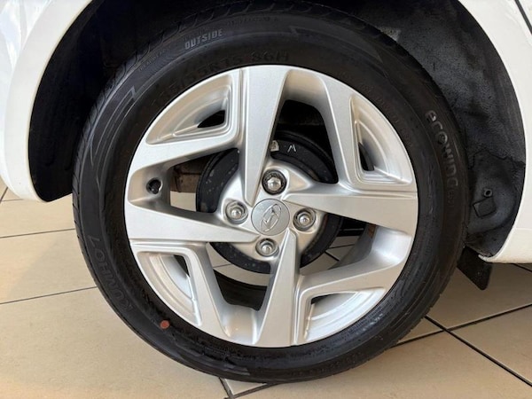 Used Hyundai i10 2021 for sale - 74858565: Photo 3