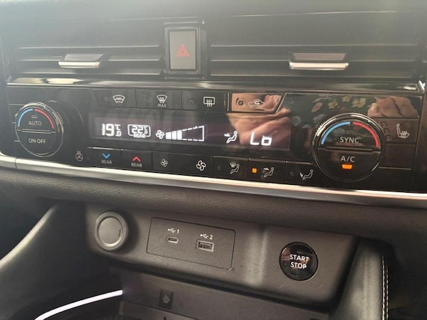 Used Nissan X-Trail 2024 for sale - 74639683: Photo 33