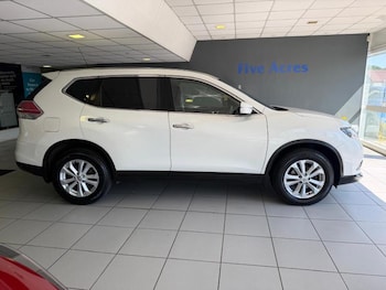 Used Nissan X-Trail 2017 for sale - 79102433: Photo