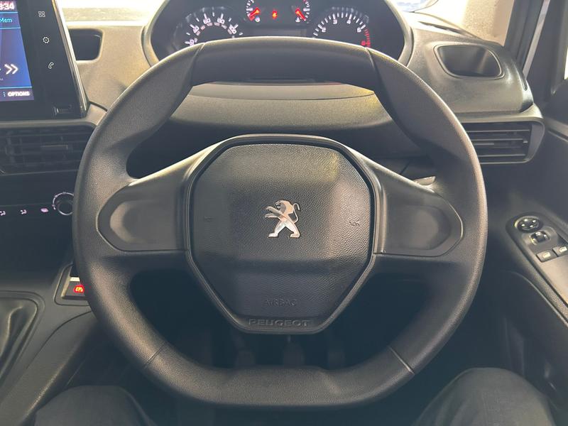 Used Peugeot Partner 2021 for sale - 76131445: Photo 14