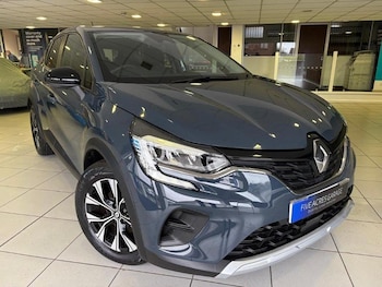 Used Renault Captur 2022 for sale - 77545819: Photo