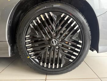 Used Nissan Leaf 2022 for sale - 79641320: Photo