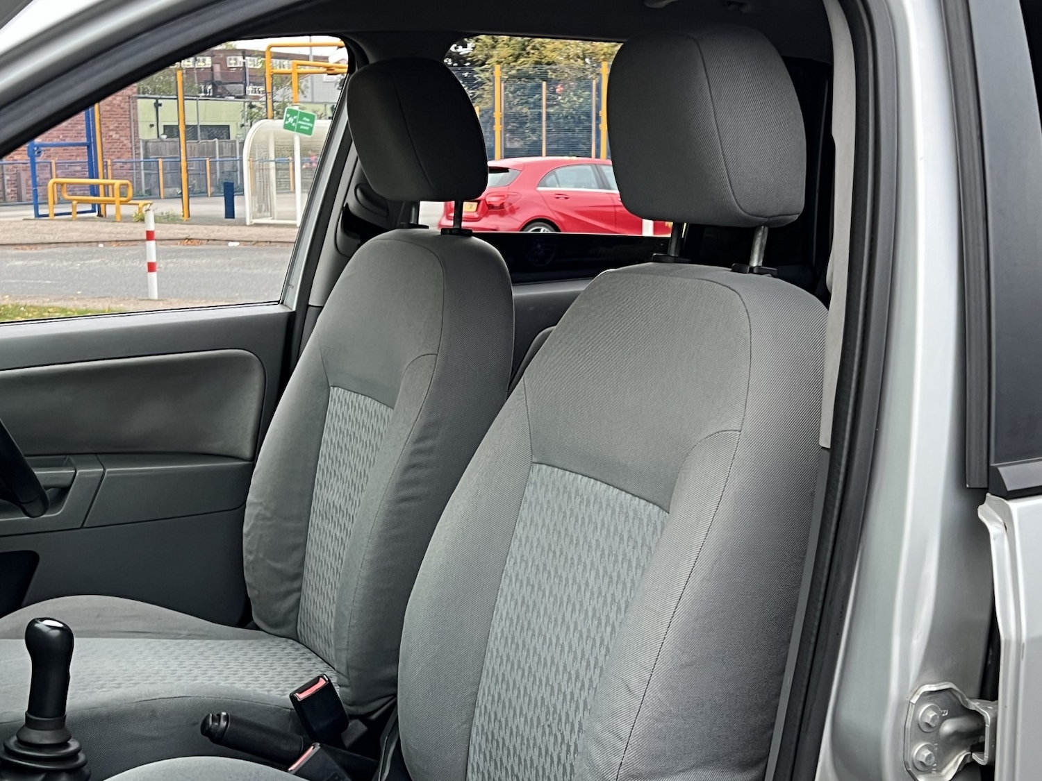 Used Ford Fusion 2005 for sale - 76979524: Photo 4