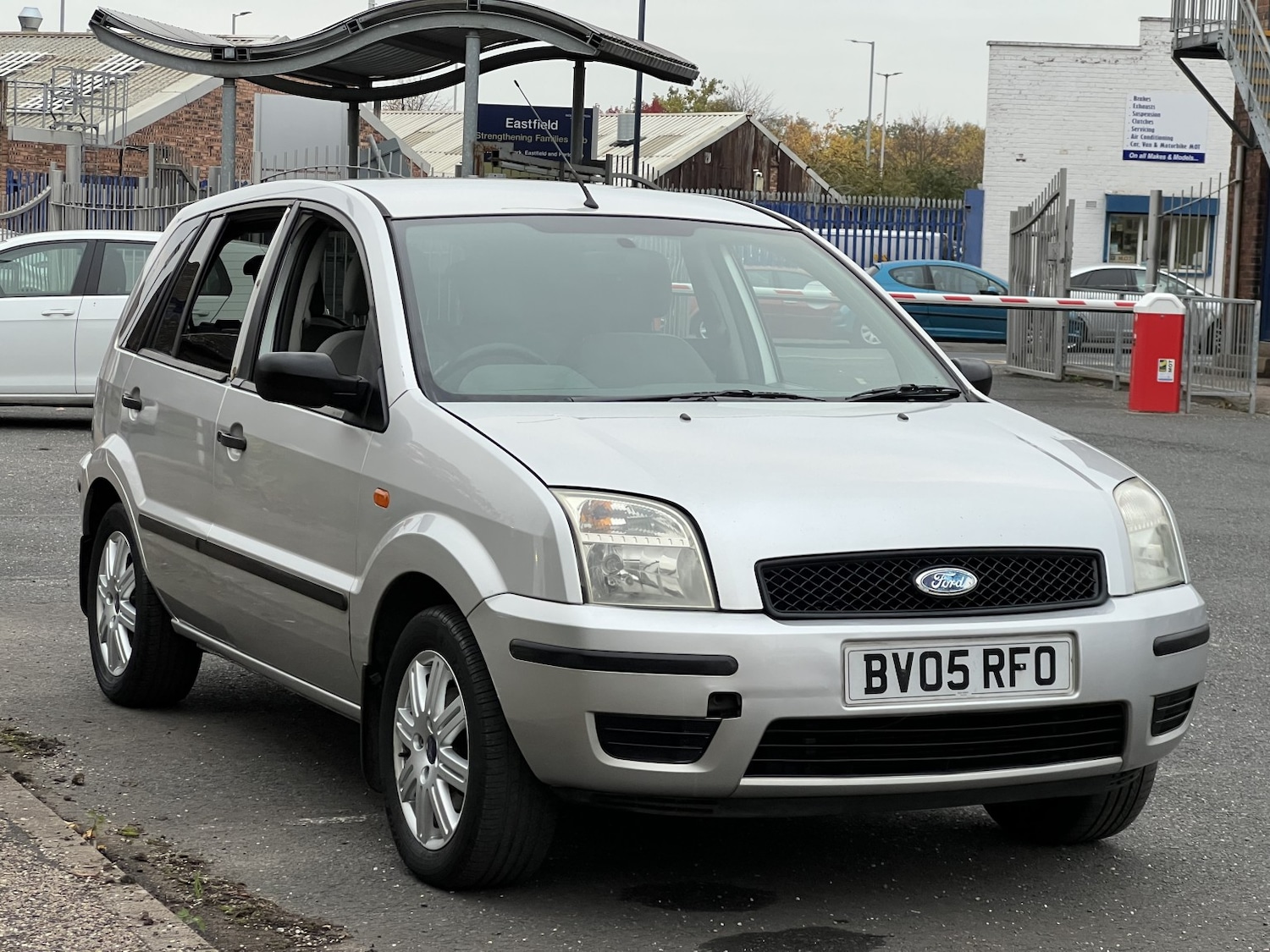 Used Ford Fusion 2005 for sale - 76979524: Photo 5