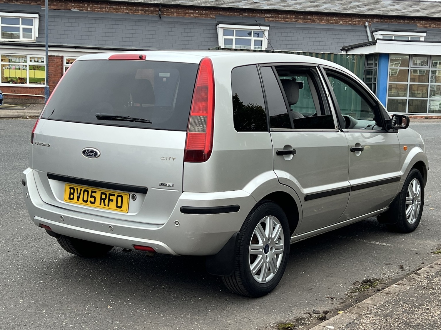 Used Ford Fusion 2005 for sale - 76979524: Photo 6