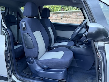 Used Peugeot 1007 2005 for sale - 78604860: Photo