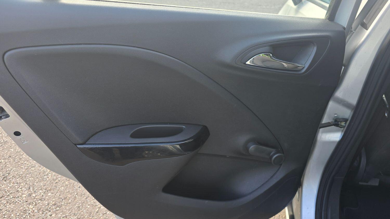 Used Vauxhall Corsa 2015 for sale - 77464611: Photo 20