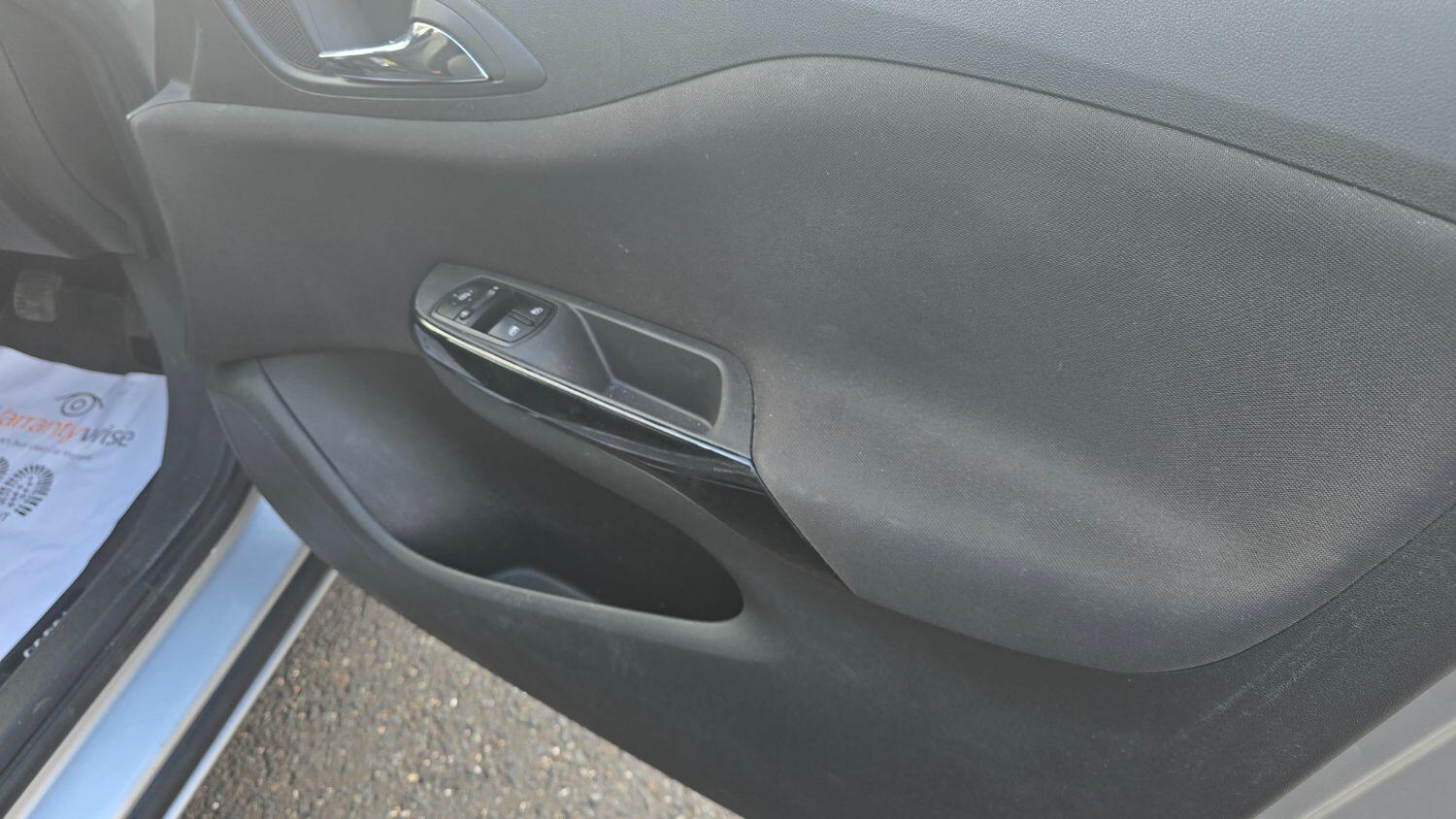 Used Vauxhall Corsa 2015 for sale - 77464611: Photo 9