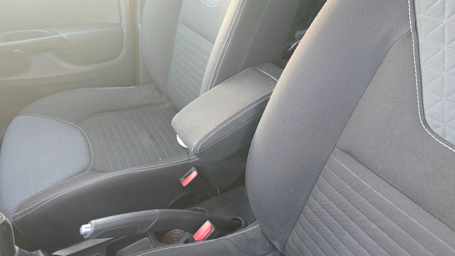 Used Renault Clio 2015 for sale - 76225304: Photo 25