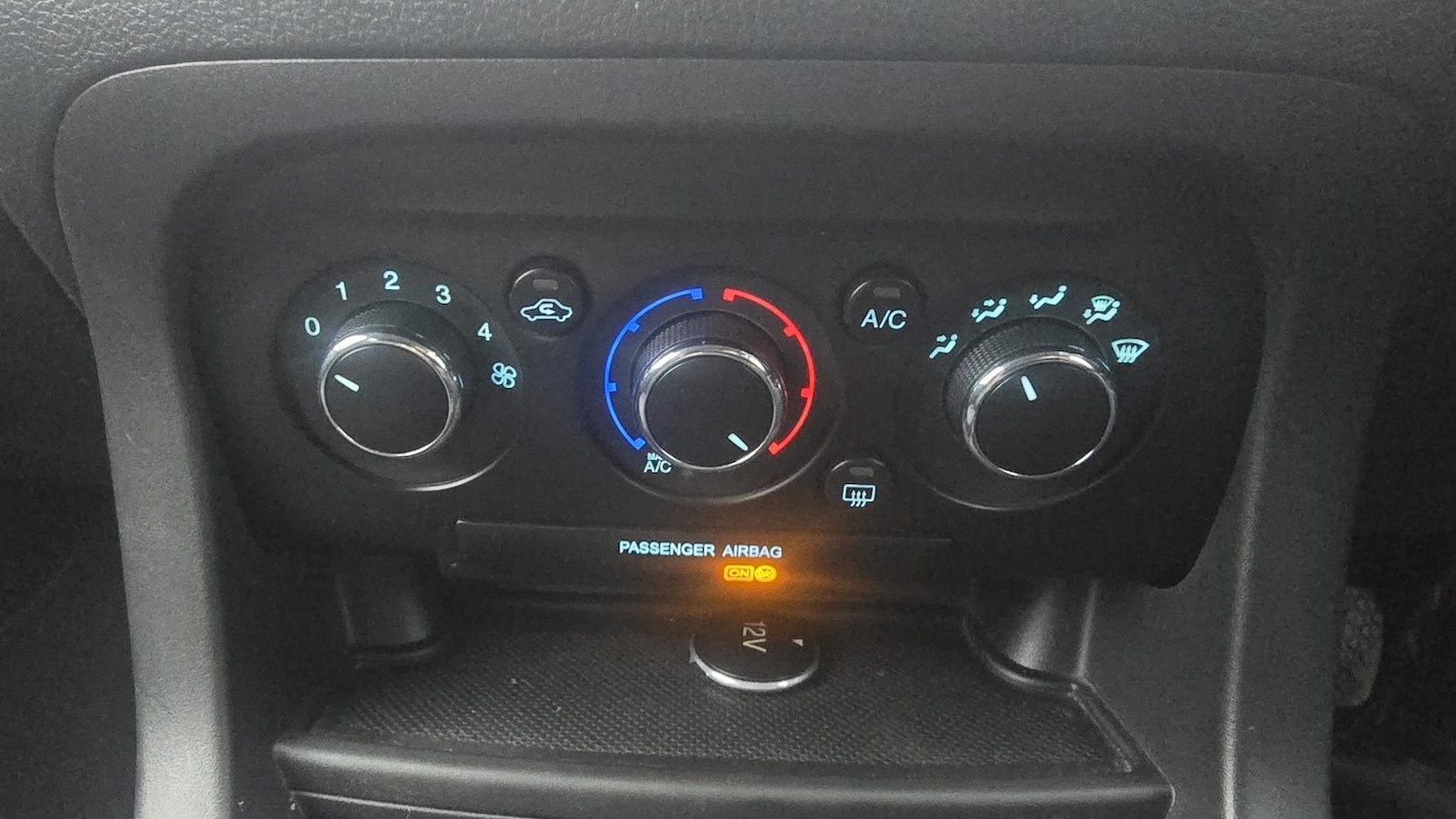 Used Ford Ka+ 2017 for sale - 77636947: Photo 12