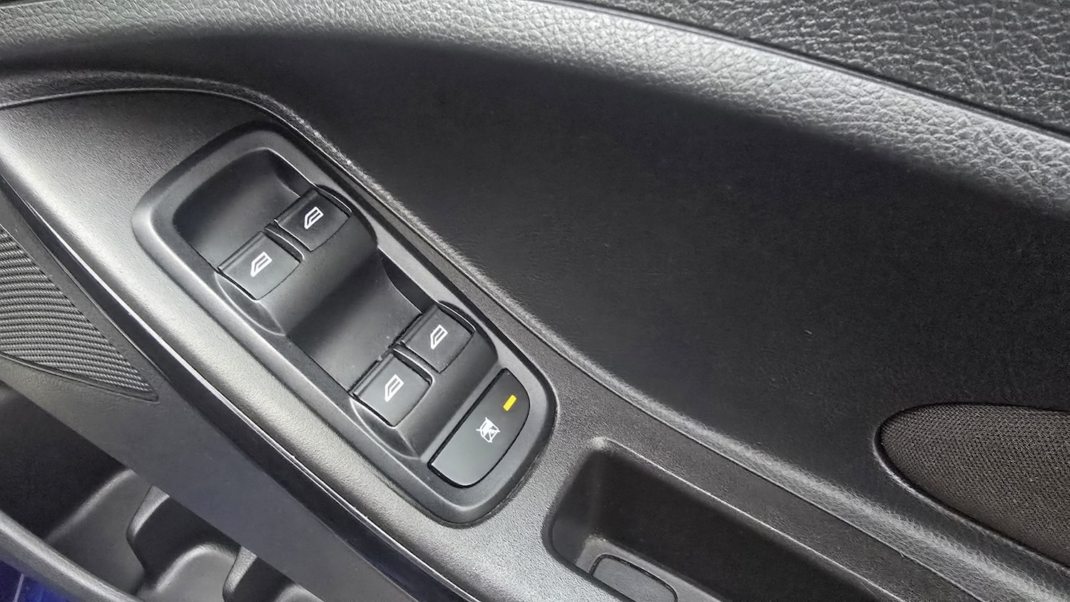 Used Ford Ka+ 2017 for sale - 77636947: Photo 18