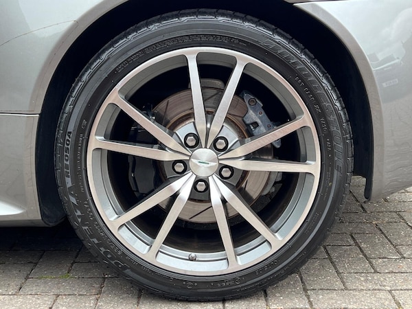 Used Aston Martin Vantage 2015 for sale - 75380696: Photo 18