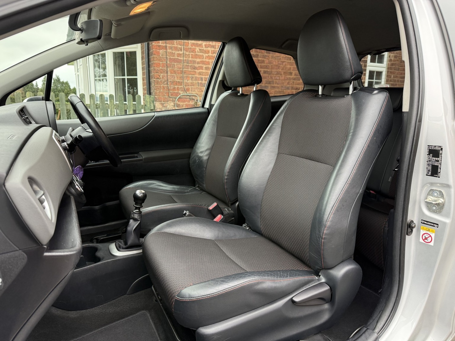 Used Toyota Yaris 2013 for sale - 76748234: Photo 7