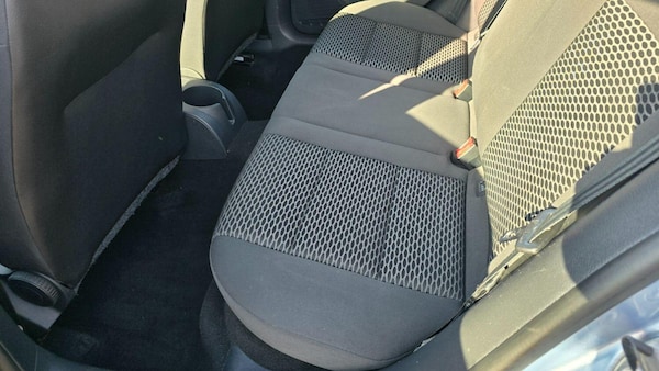 Used Volkswagen Golf 2011 for sale - 75686079: Photo 18