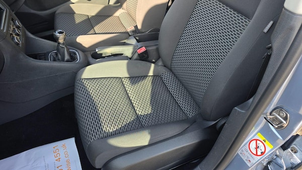 Used Volkswagen Golf 2011 for sale - 75686079: Photo 21