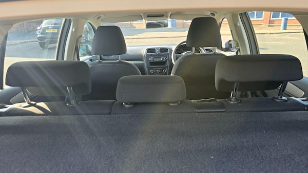 Used Volkswagen Golf 2011 for sale - 75686079: Photo 22