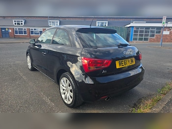Used Audi A1 2011 for sale - 75686067: Photo