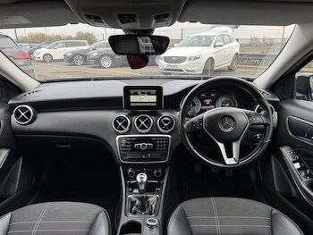 Used Mercedes-Benz A-Class 2014 for sale - 77765540: Photo